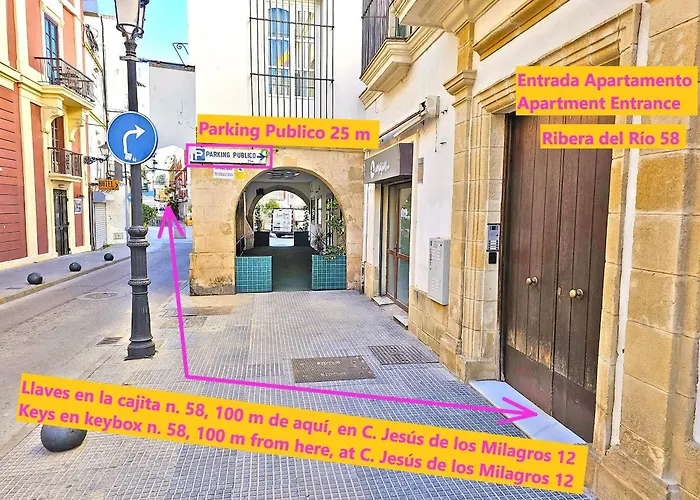 Central & Style - Bars And Restaurants All Around Apartment