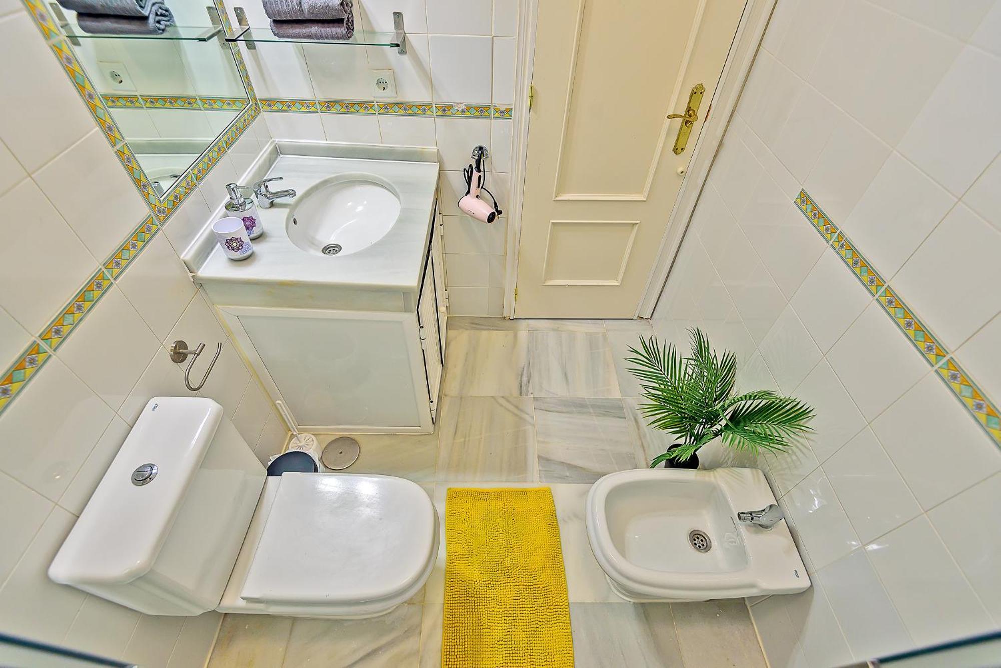 Appartement & Style - Bars And Restaurants Around *